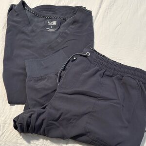 Women’s gray scrub set